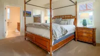 Condo in beautiful Poipu - 3Bd, 3Ba, pool, hot tub & AC - breakfast