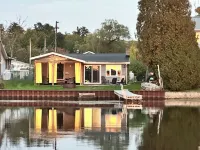 Lazy Days on Lamoka Lake is a Charming 4 Season Lake House Hoteles en Tyrone