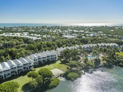 Waterfront Duck Key Villa - Sleeps 6 Hotels near Dolphin Research Center
