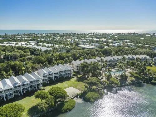 Waterfront Duck Key Villa - Sleeps 6