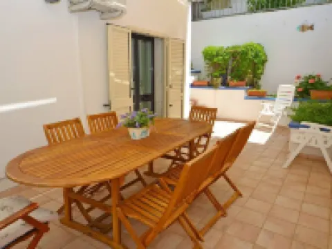 GREEN BAY HOUSE 100 meters from the sea Hotels in Patu