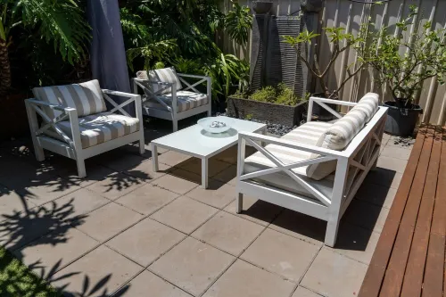 WEST BEACH resort style luxury * PETS WELCOME short walk to the beach