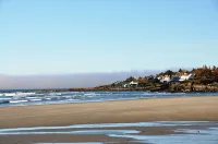 Exceptional Year Round Rental 1/4 Mile To Short Sands Beach & Downtown York