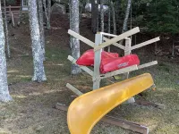 Stunning, Cozy Lake House with 680 feet of shoreline Hotels in Newbold