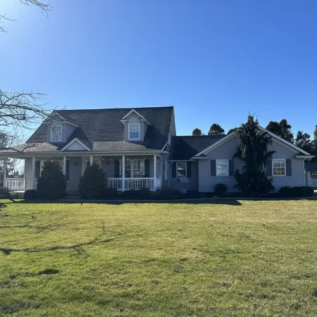 Estate on Market • Sleeps up to 10
