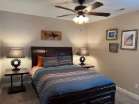 New HOT TUB -  4BR/3BA Soundside - Dog Friendly Hotels near Wright Brothers National Memorial