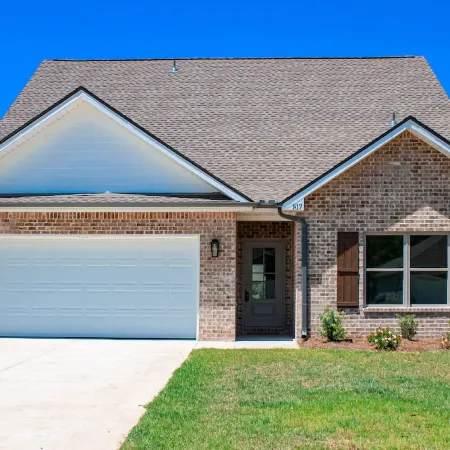 Charming Brand New Home in Foley