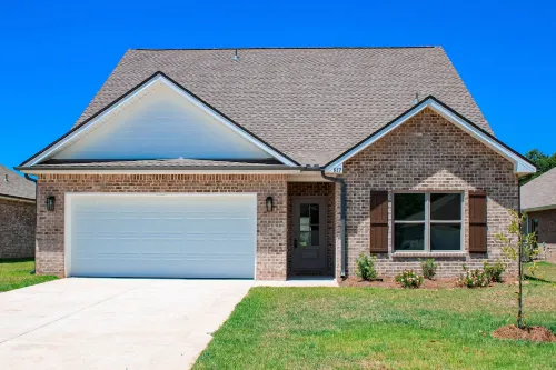 Charming Brand New Home in Foley