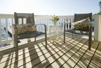 Tranquil Lake House near Seattle, Issaquah, Redmond