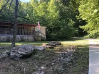 Plum Crazy Appalachian Resort on Atv Trail by Waterfalls, 17mi to Norris Lake.