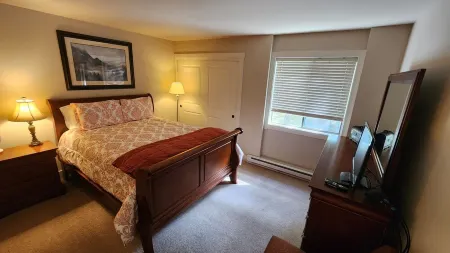 Family Friendly Close to Dollar Mountain