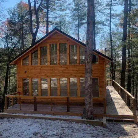 Whispering Woods_  Hot Tub _Waterfall _ Arcade _3 story Cabin