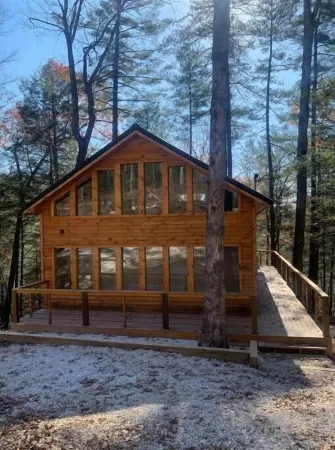 Whispering Woods_  Hot Tub _Waterfall _ Arcade _3 story Cabin