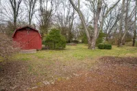 5Br Franklin Retreat w/ Private Studio & Big Yard