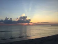 Renovated Bahia Vista 2nd floor 2 bedroom garden condo with partial Gulf views