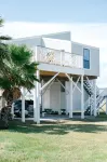 Luxury 180’ Ocean Views, 2 King Suites & Bunk Room, Private Beach