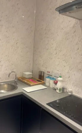 A self contained apartment located in a very quiet village, free private parking Отели в г. Слифорд