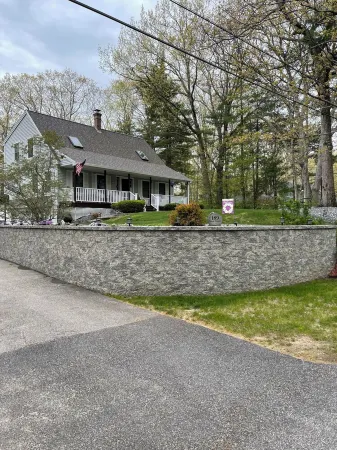 Entire house in Wells, ME nestled in a quiet neighborhood a mile from the beach.