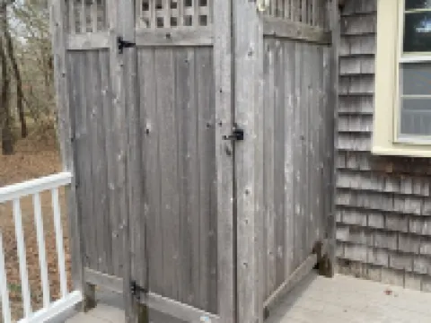 Cape Cod Cottage Retreat 伊斯特姆酒店