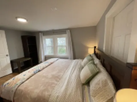 Entire Mountain Cottage Near Scenic Hiking Trails, Your Getaway Retreat!