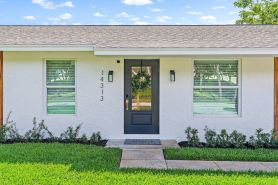 Casa Del Sol - Bike to Beach, Saltwater Pool & Private Backyard
