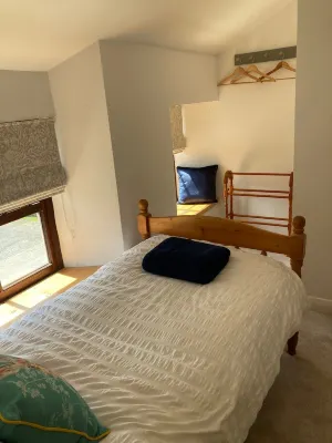 Rose Cottage, in the heart of the Eden Valley Hotels near Junction 38 Services