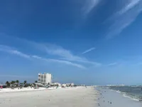 HEATED POOL- WATERFRONT/CANAL ACCESS - FISHING -SUNSETS -7 MI TO PUBLIC BEACH🏝️