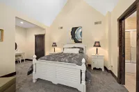 Luxury in the Heart of Nemacolin, the Laurel Mountains Most Idyllic Resort Area. - balcony