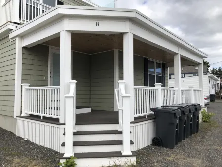 Book 3 or More Nights and Recieve Free Cleaning! Great Ocean Views Great Reviews