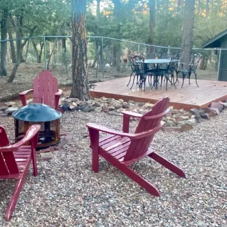 Cozy Cabin in the tall Pines! True mountain cabin vibes!