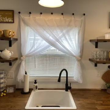 Little House on Ladow