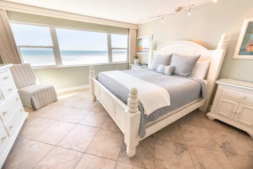 Oceanfront 2Br Condo w/ Balcony at Paradise Beach Club, Unit 334