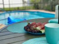 Barefoot Dreams 2 Bed 2 Bath Private Pool Home - Fenced In Yard -10 min to beach Hotels in Venice Gardens