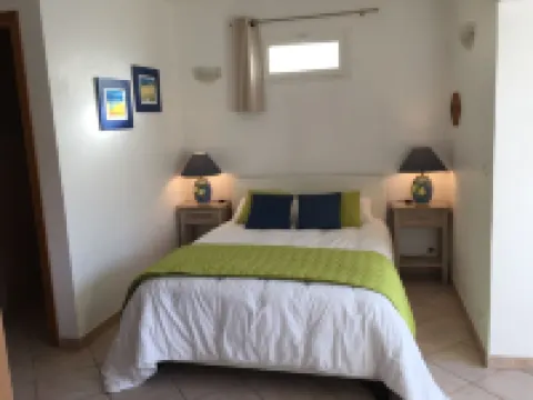 30 sq.m studio at garden level. Quiet villa in a green setting with terrace