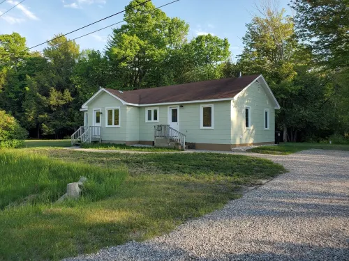 Family Getaway, Minutes Away from Leland, Lake Leelanau, Suttons Bay