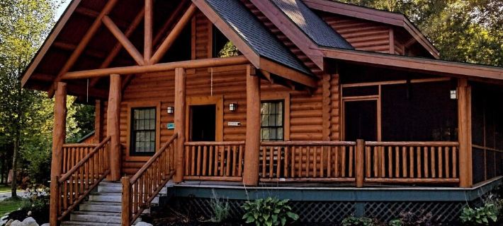 Cozy 2-bedroom lodge near Higgins Lake with WiFi, AC Hoteles en Condado de Roscommon