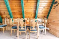 Spectacular A-Frame, Epic Views! S'Mores by the Firepit under a Million Stars.