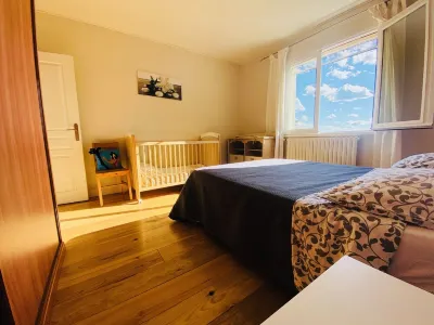 House AXALY Saint Martin d'Ardèche capacity 12 people with swimming pool Hotels in der Nähe von Camping Revire