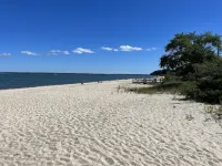 Totally Renovated Cottage on the North Fork 7 min. walk to the Beach