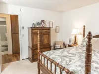 Breath in Fresh Mt Spring Air from a Private Deck w/a River & Golf Course View Hotels in Plumas County
