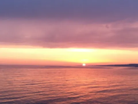 PINK BAY HOUSE 100 MT FROM THE SEA Hotels in Patu