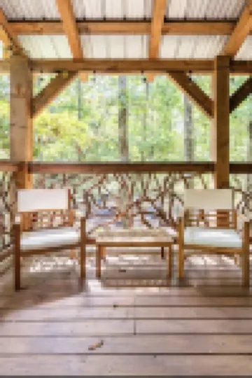 FoResTree House- Peaceful Luxury Treehouse Hot tub