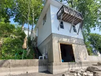 Large Cottage:  Private Beach/Stunning Sunsets/Kayaks/Fire Pit Hotel a 