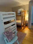 Lake Cottage - Put your Feet up and Relax!