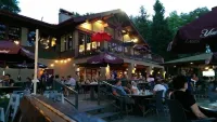 99 Mid wk Special! 2 Mins to Jfbb Ski , Lake, Dine, Bars & More. - 4-Star