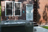 Cozy Secluded Cabin w/ Hot Tub, Relax, Unwind & Stargaze - 3 estrellas