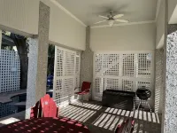 Beach Cottage with Heated Spa & Private Pool-Pet Friendly