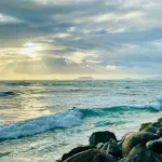 Beachfront & Oceanviews - New Furnishings Hotels in Punaluu