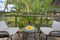 Modern Kihei Resort 2 Bedroom, 2 Bath Condo with AC - Steps to the Beach