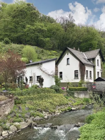 Brexhäuschen - Urlaub im Grünen Отели в г. Хёр-Гренцхаузен